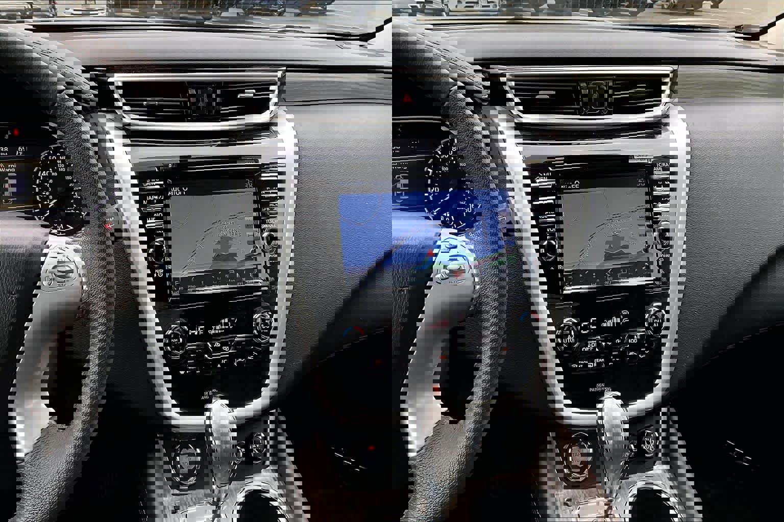 Used 2015 Nissan Murano Platinum w/ Cargo Package w/Cover image 6