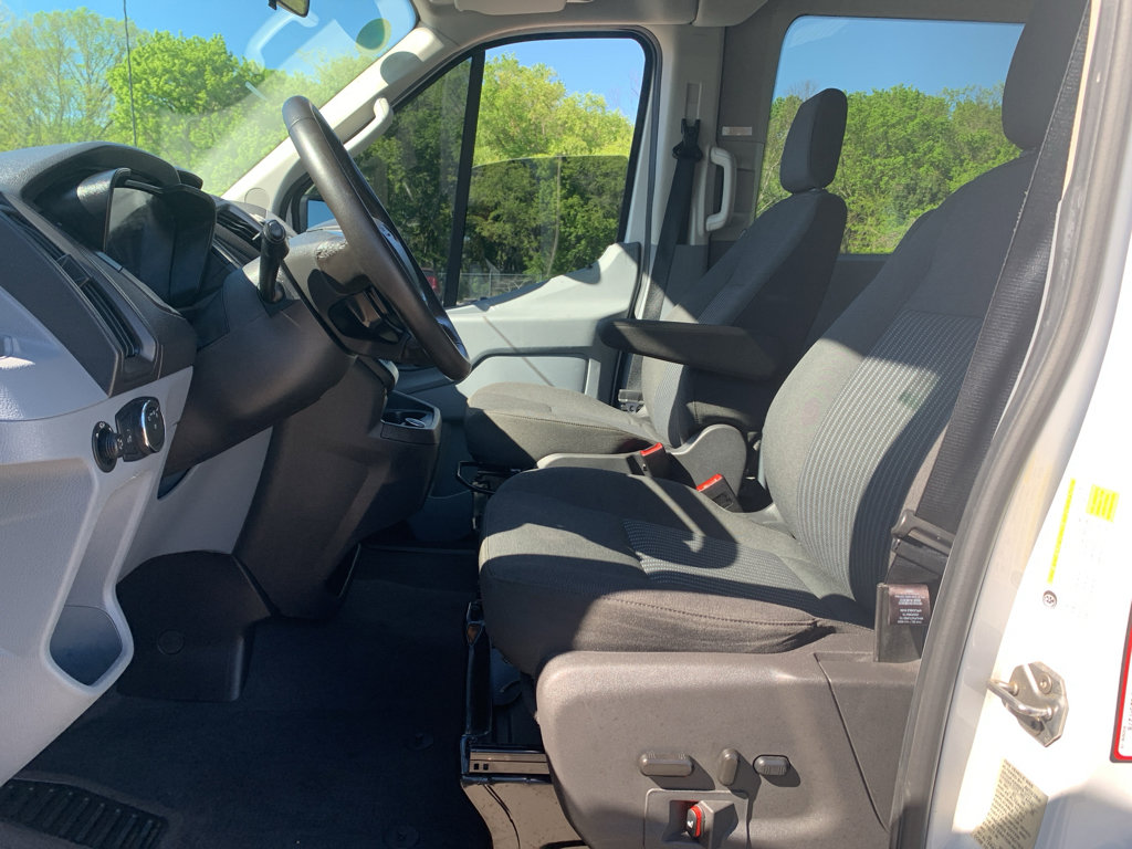 Used 2018 Ford Transit 150 XLT image 15
