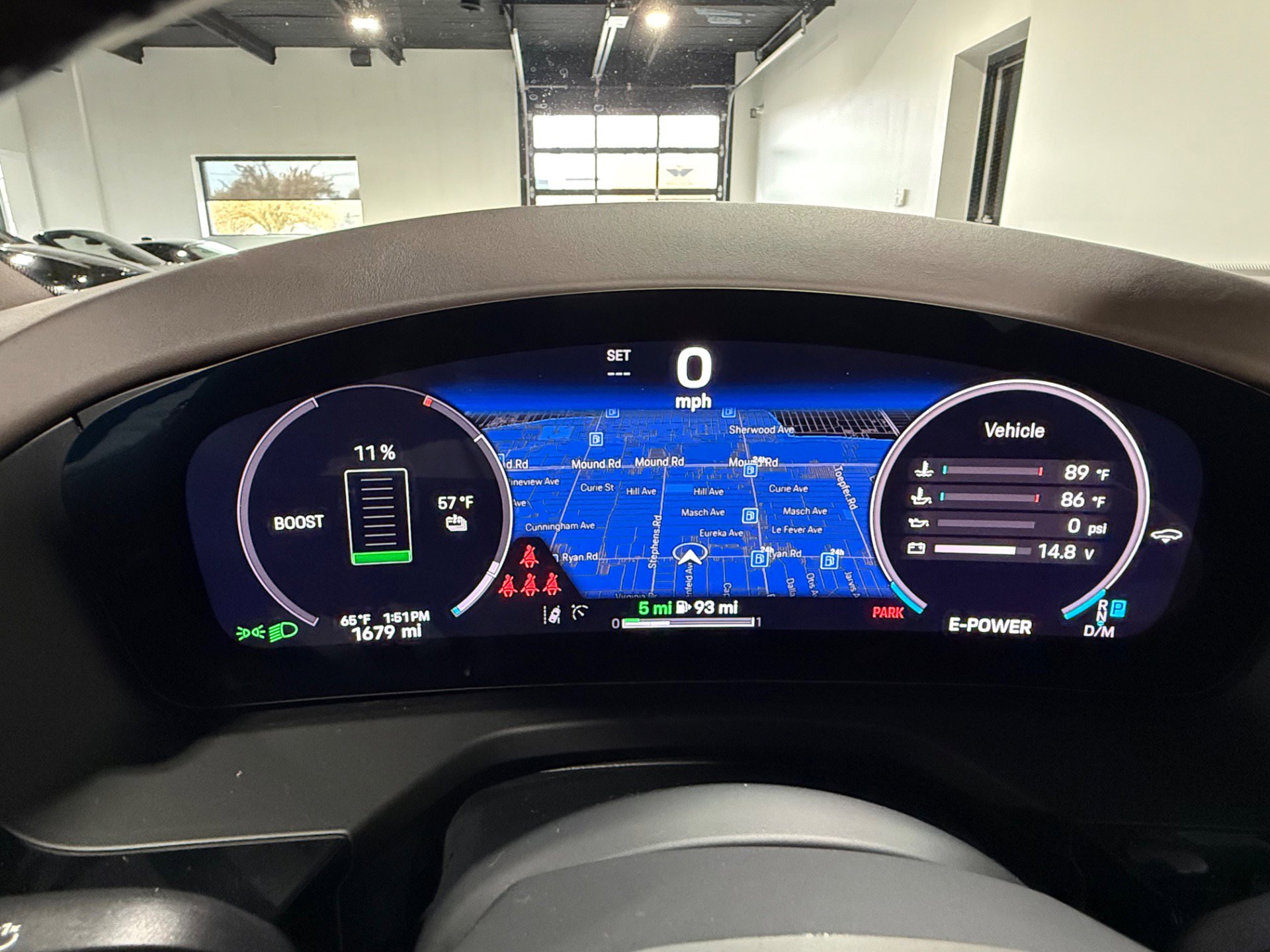 Used 2025 Porsche Panamera 4 image 37