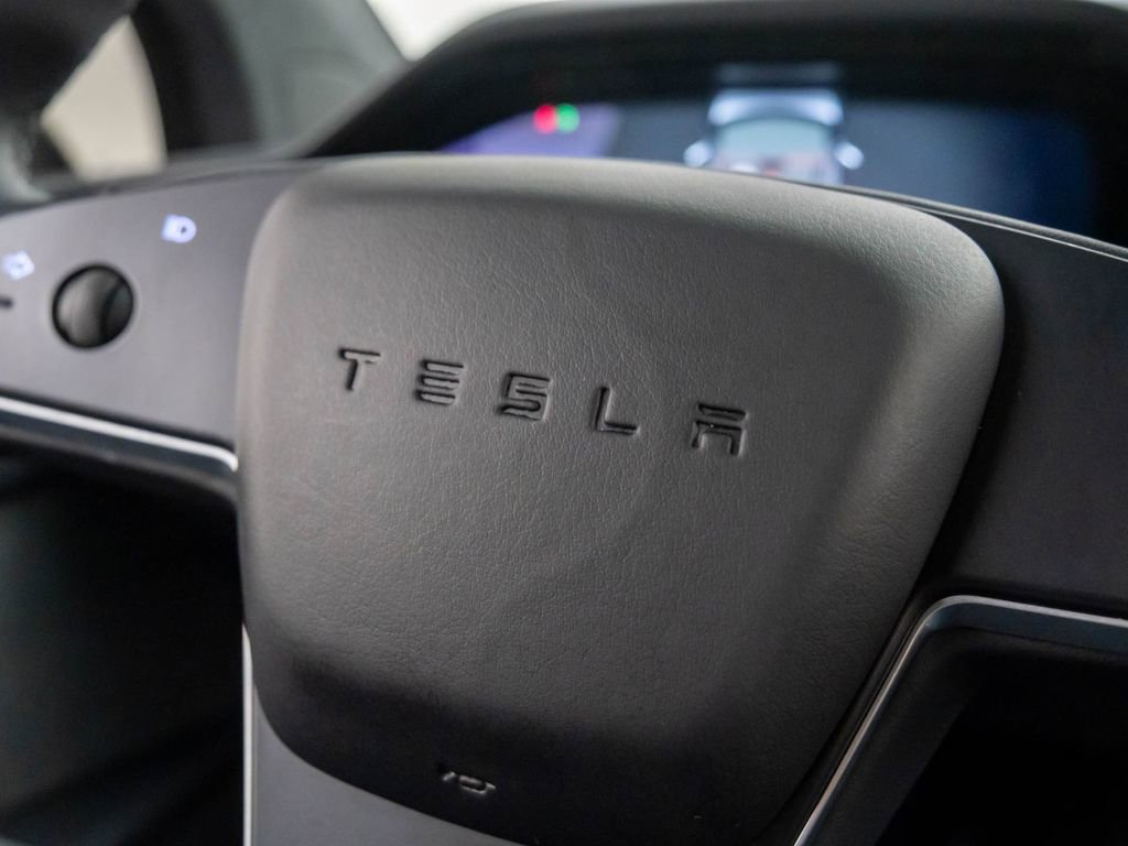 Used 2024 Tesla Model X image 26