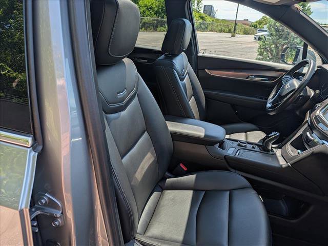 Used 2023 Cadillac XT6 Luxury AWD/4WD image 12