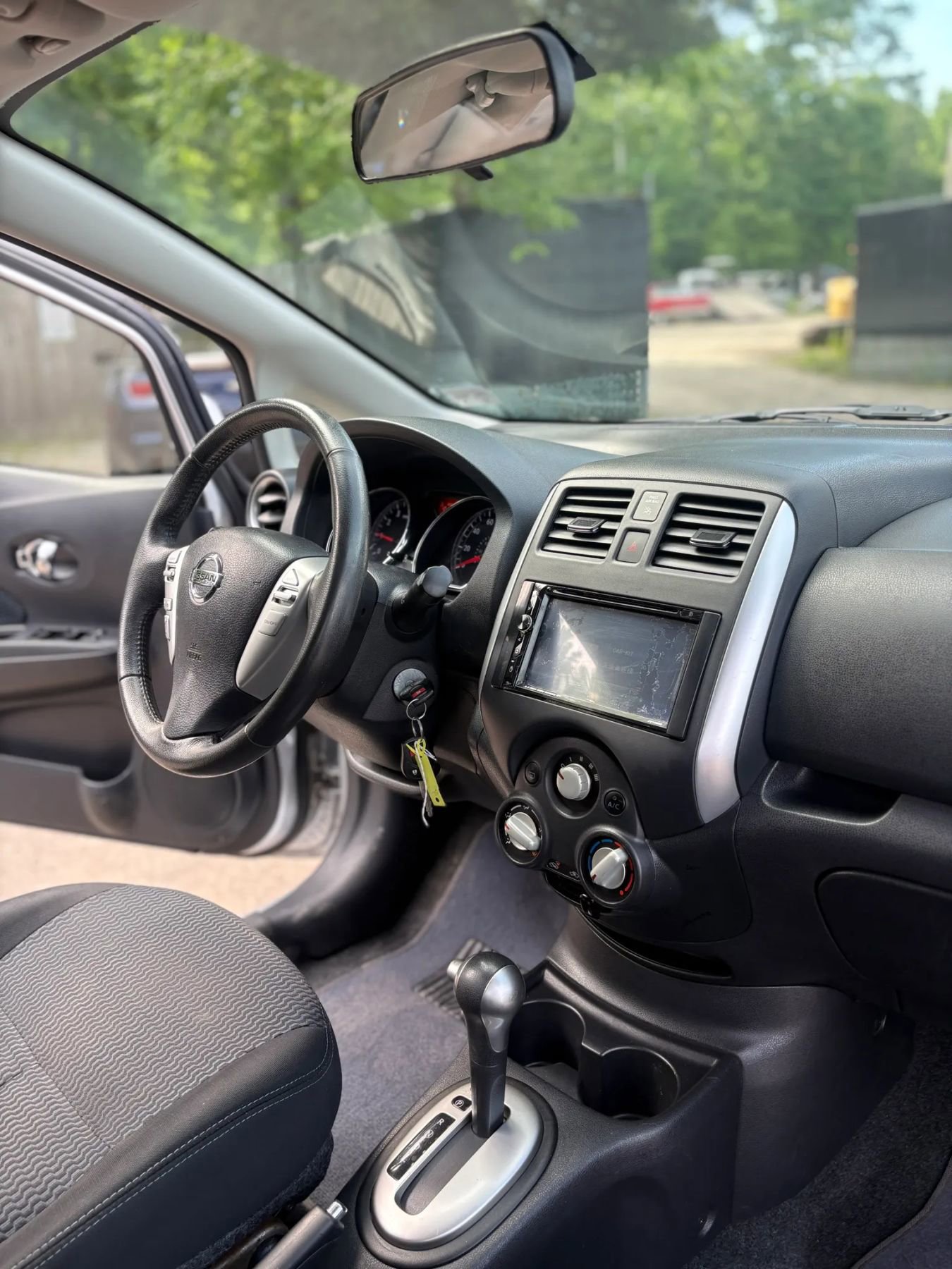 Used 2014 Nissan Versa Note SV FWD image 15