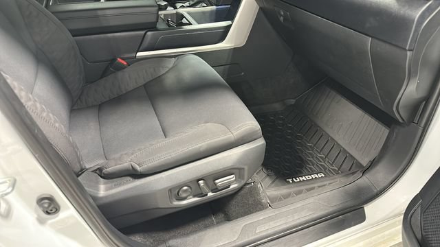 Used 2022 Toyota Tundra SR5 AWD/4WD image 34
