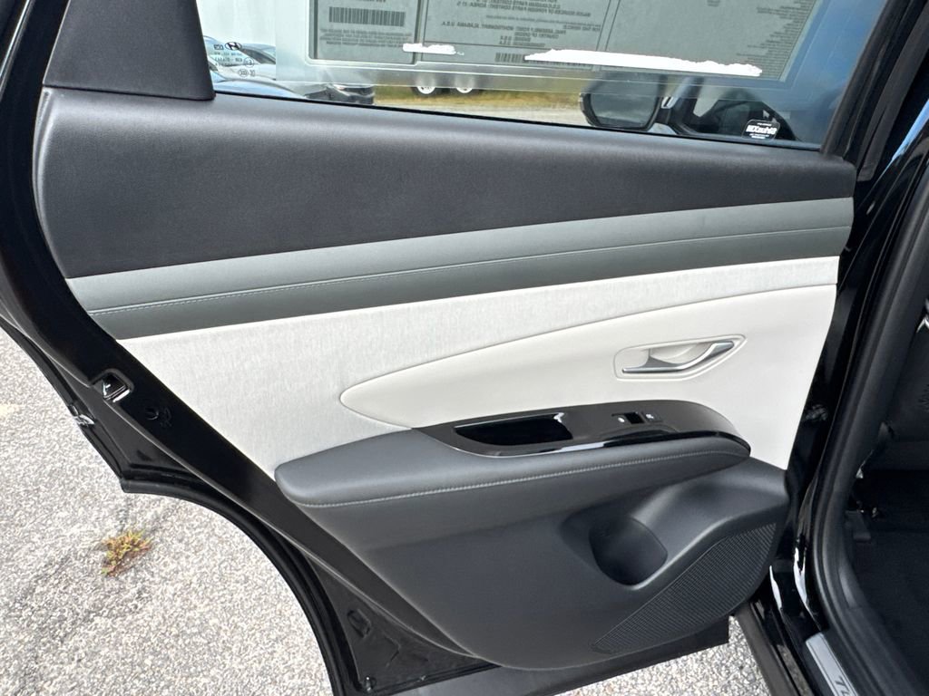 New 2026 Hyundai Tucson Limited image 12