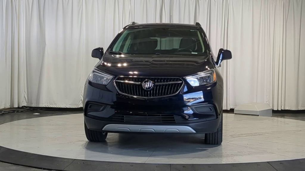 Used 2022 Buick Encore Preferred w/ Safety Package AWD/4WD image 3