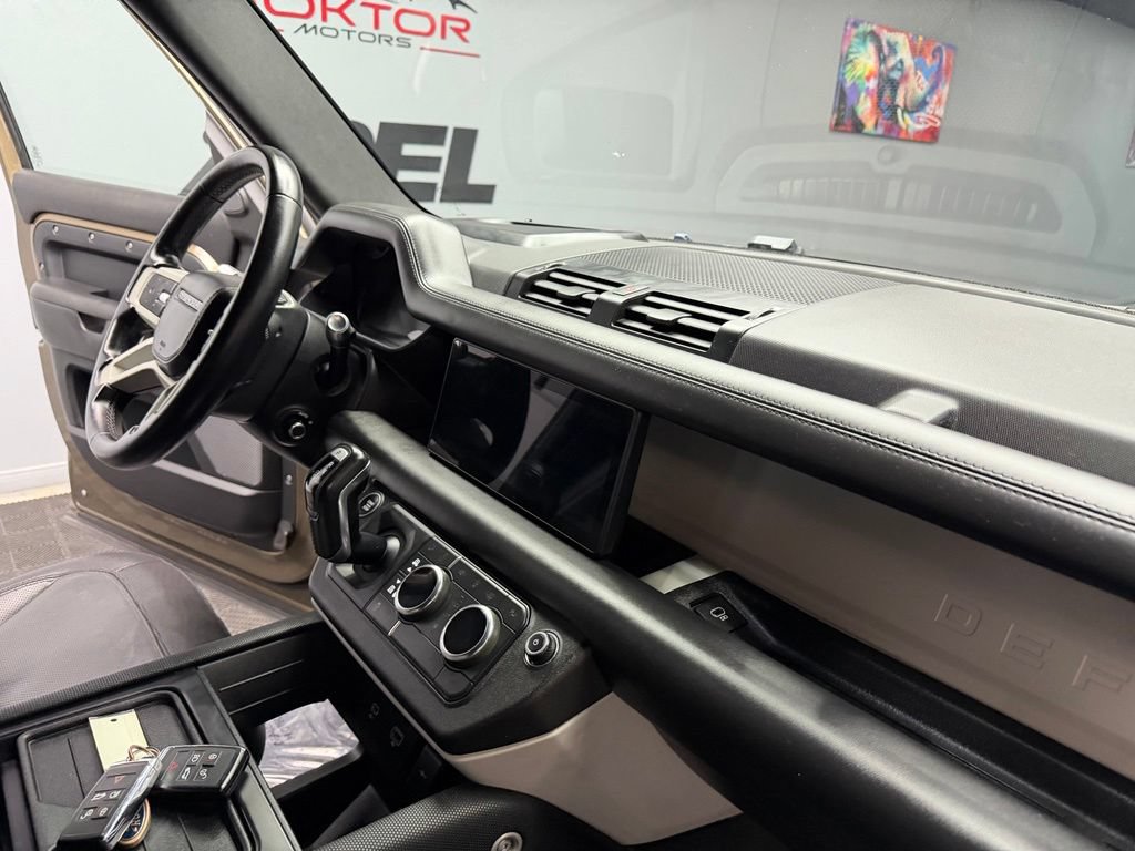 Used 2022 Land Rover Defender 110 X-Dynamic HSE AWD/4WD image 48