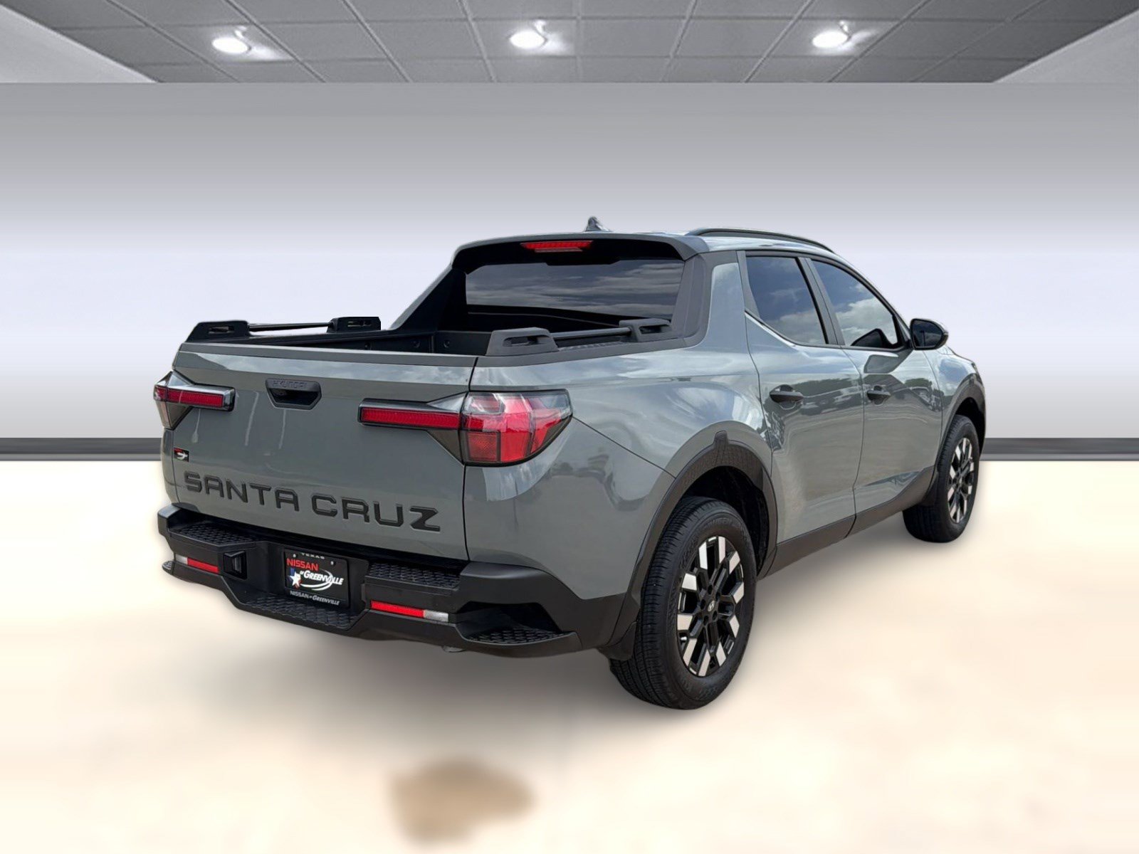 Used 2026 Hyundai Santa Cruz SEL FWD image 9