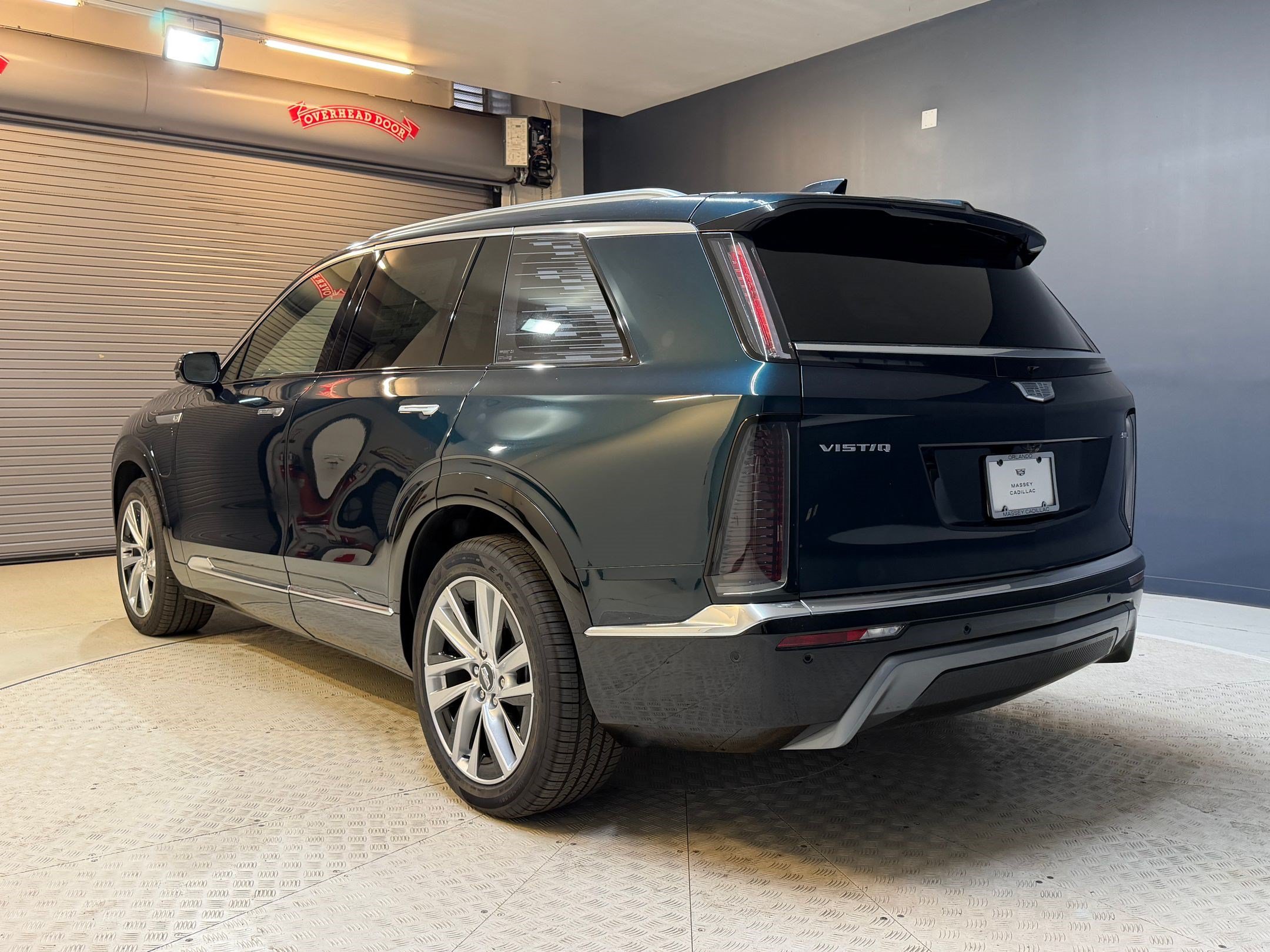 New 2026 Cadillac Vistiq Luxury AWD/4WD image 3