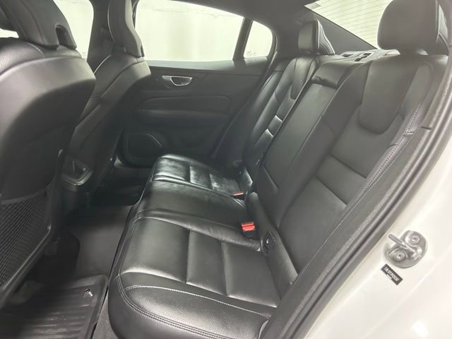 Certified 2023 Volvo S60 B5 Plus w/ Climate Package image 11