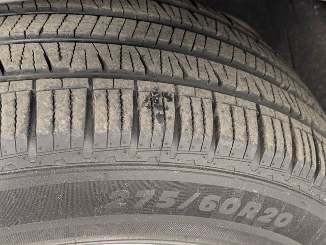 Certified 2023 Chevrolet Suburban Premier image 10