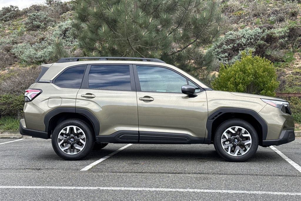 New 2026 Subaru Forester Premium image 3