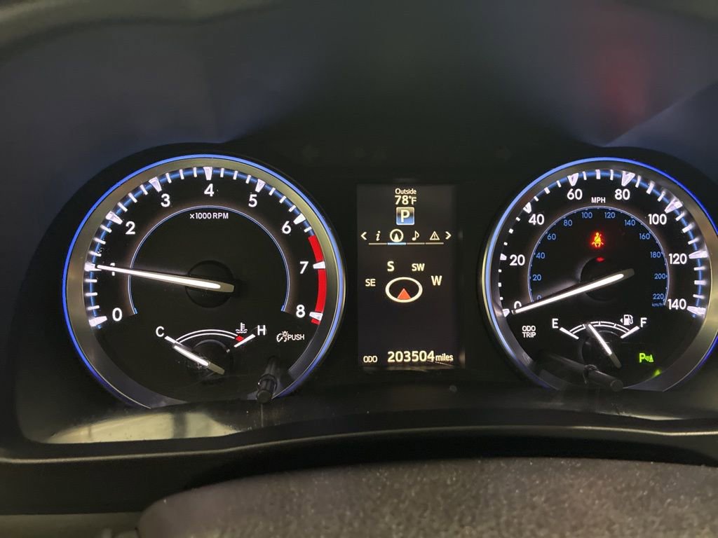 Used 2015 Toyota Highlander Limited AWD/4WD image 21