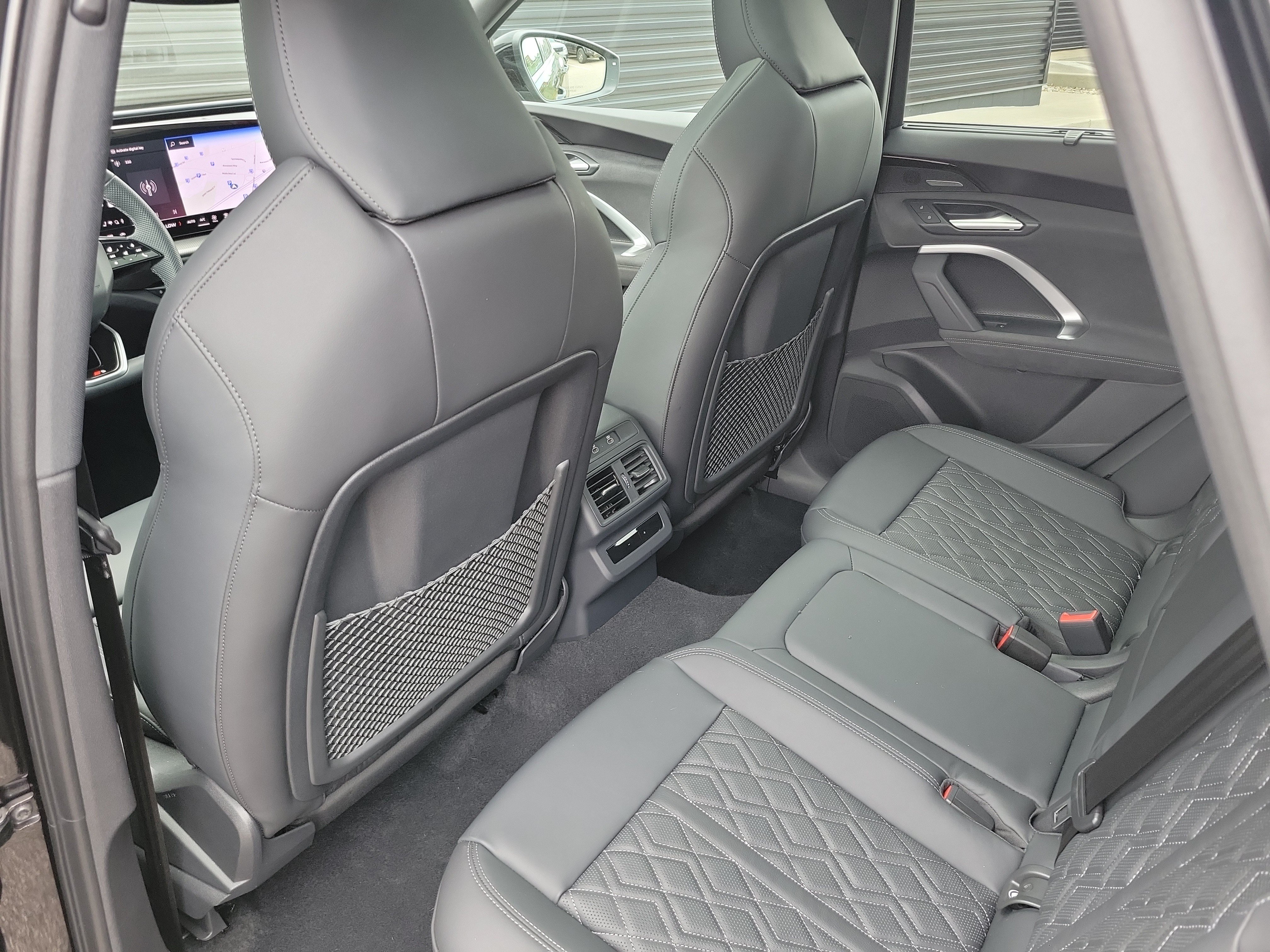 Used 2025 Audi SQ5 Premium Plus AWD/4WD image 10