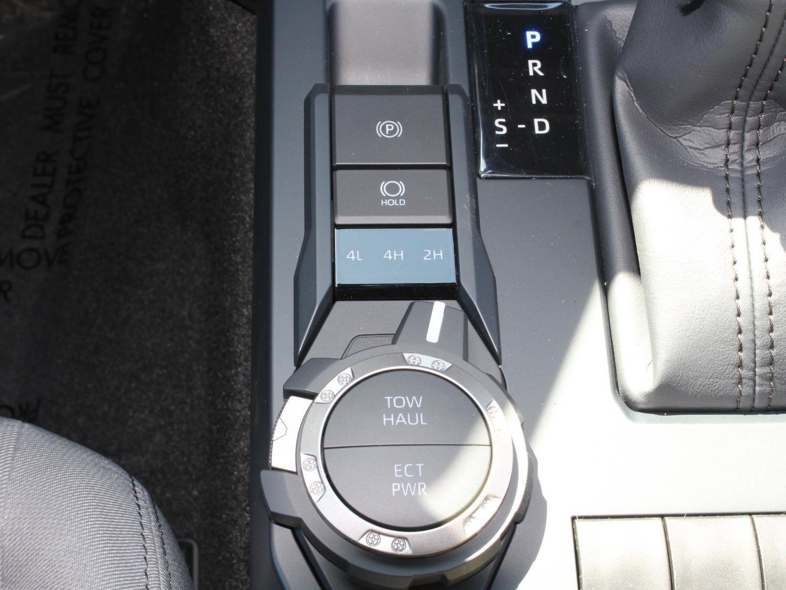 New 2025 Toyota Tacoma SR5 image 17