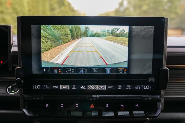 Used 2025 GMC Hummer EV 3X w/ Extreme Off-Road Package AWD/4WD image 33