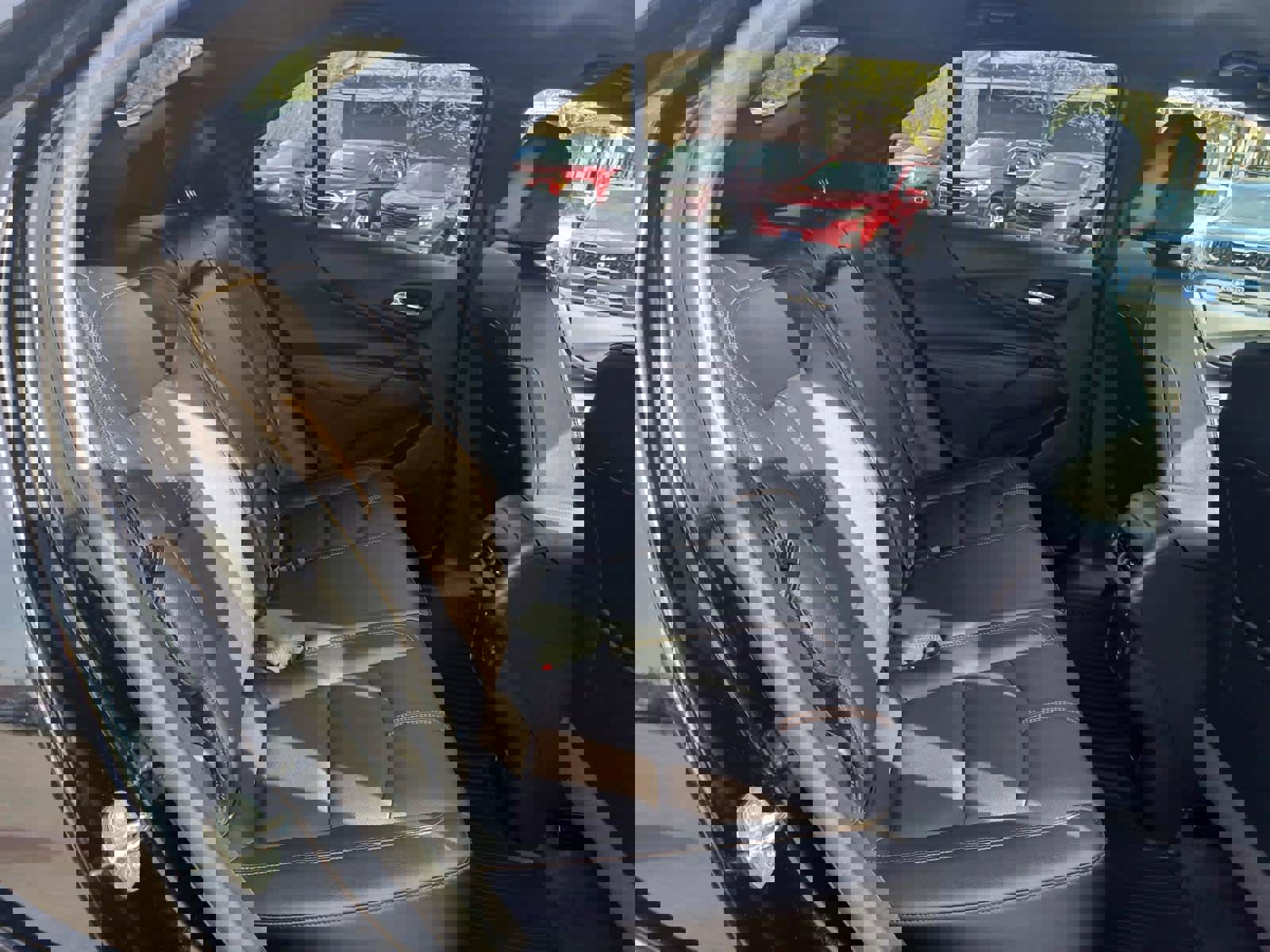 Used 2023 Chevrolet Equinox Premier image 20