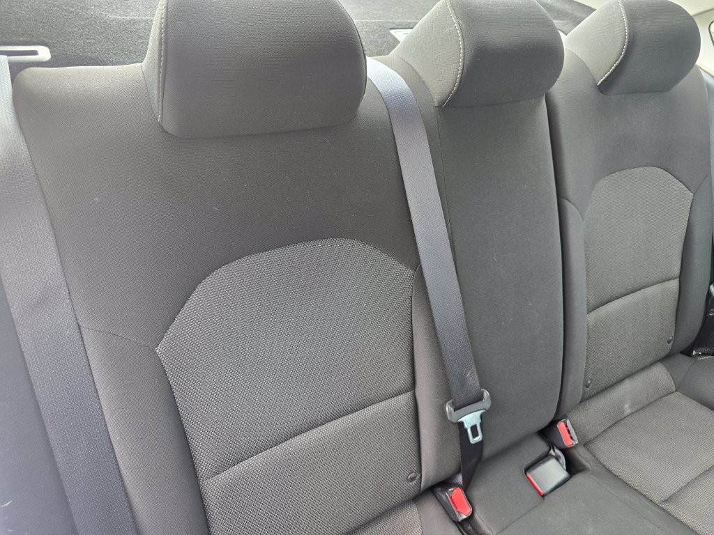 Used 2024 Kia Forte LXS w/ LXS Technology Package FWD image 18