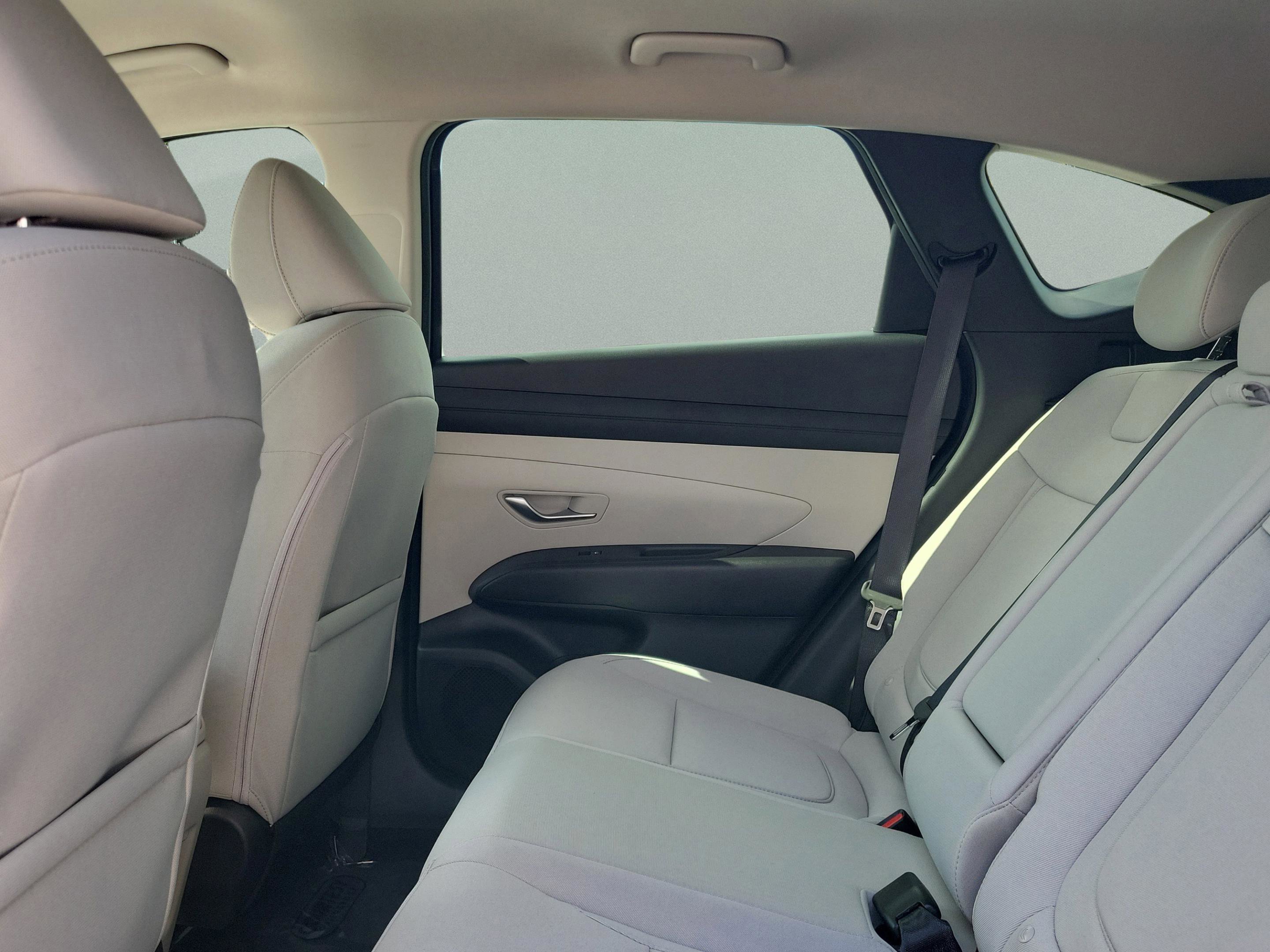 New 2026 Hyundai Tucson Blue SE image 6