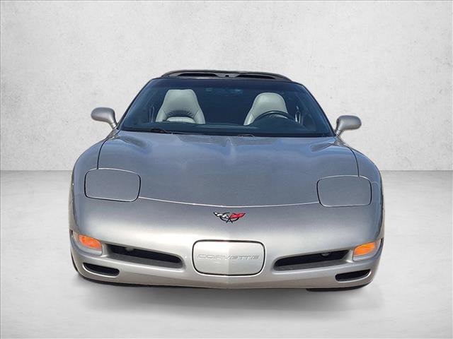 Used 1998 Chevrolet Corvette Coupe RWD image 2