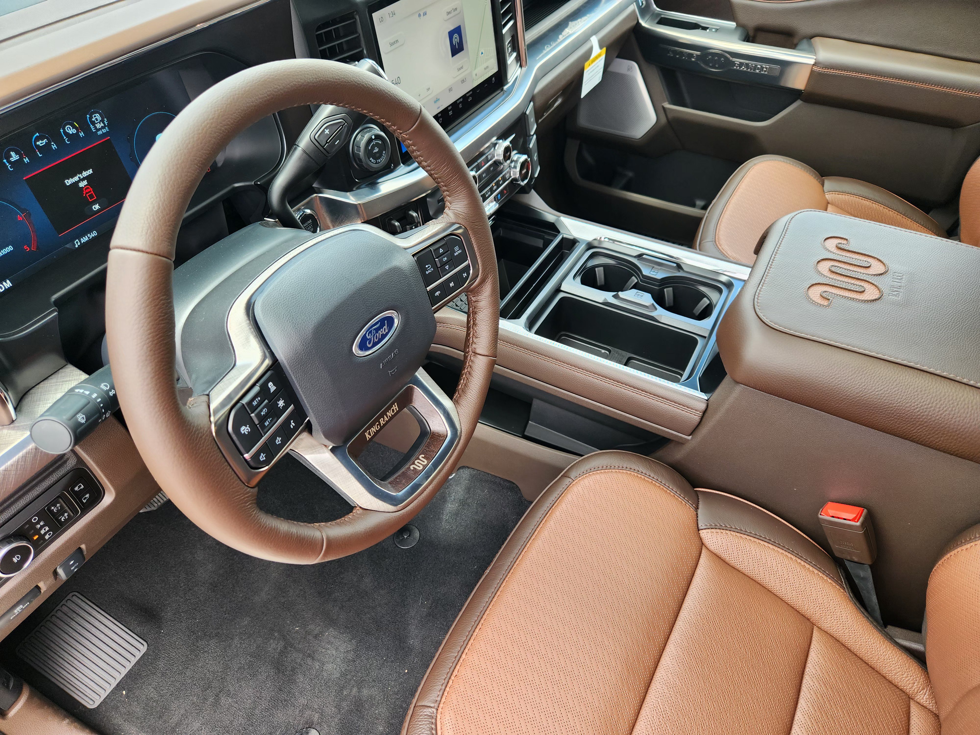 New 2026 Ford F350 King Ranch w/ Tremor Off-Road Package AWD/4WD image 9