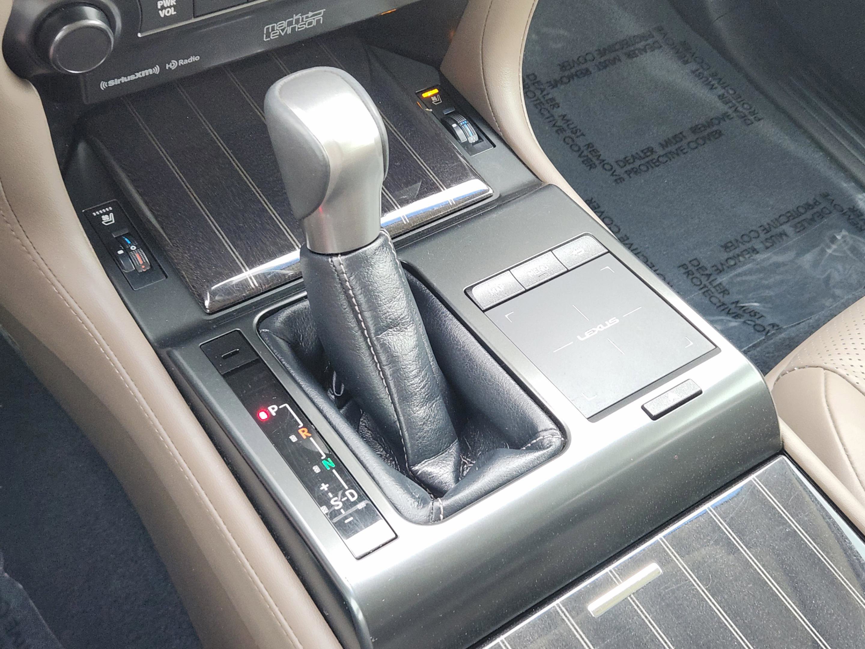 Used 2023 Lexus GX 460 Luxury w/ Sport Design Package image 17