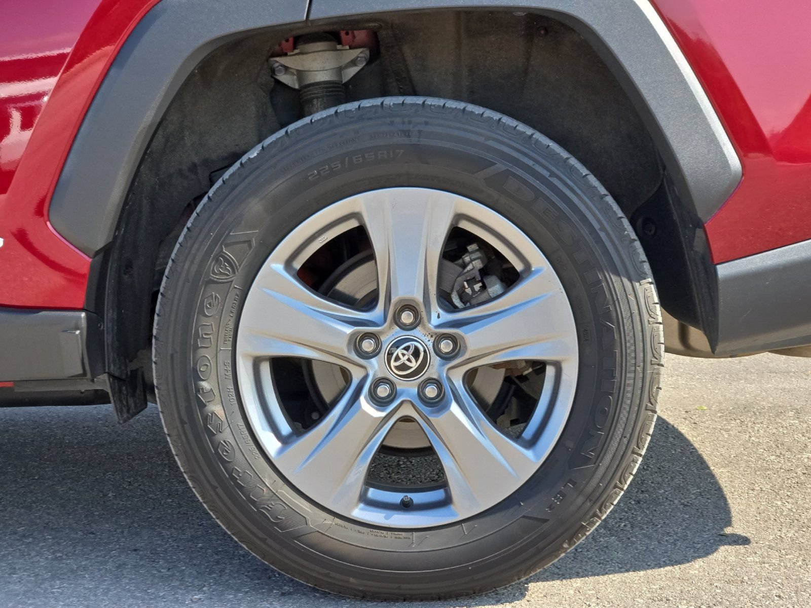 Certified 2025 Toyota RAV4 LE AWD/4WD image 24