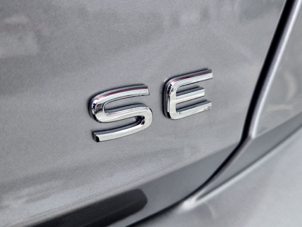 New 2027 Volkswagen Jetta SE FWD image 5