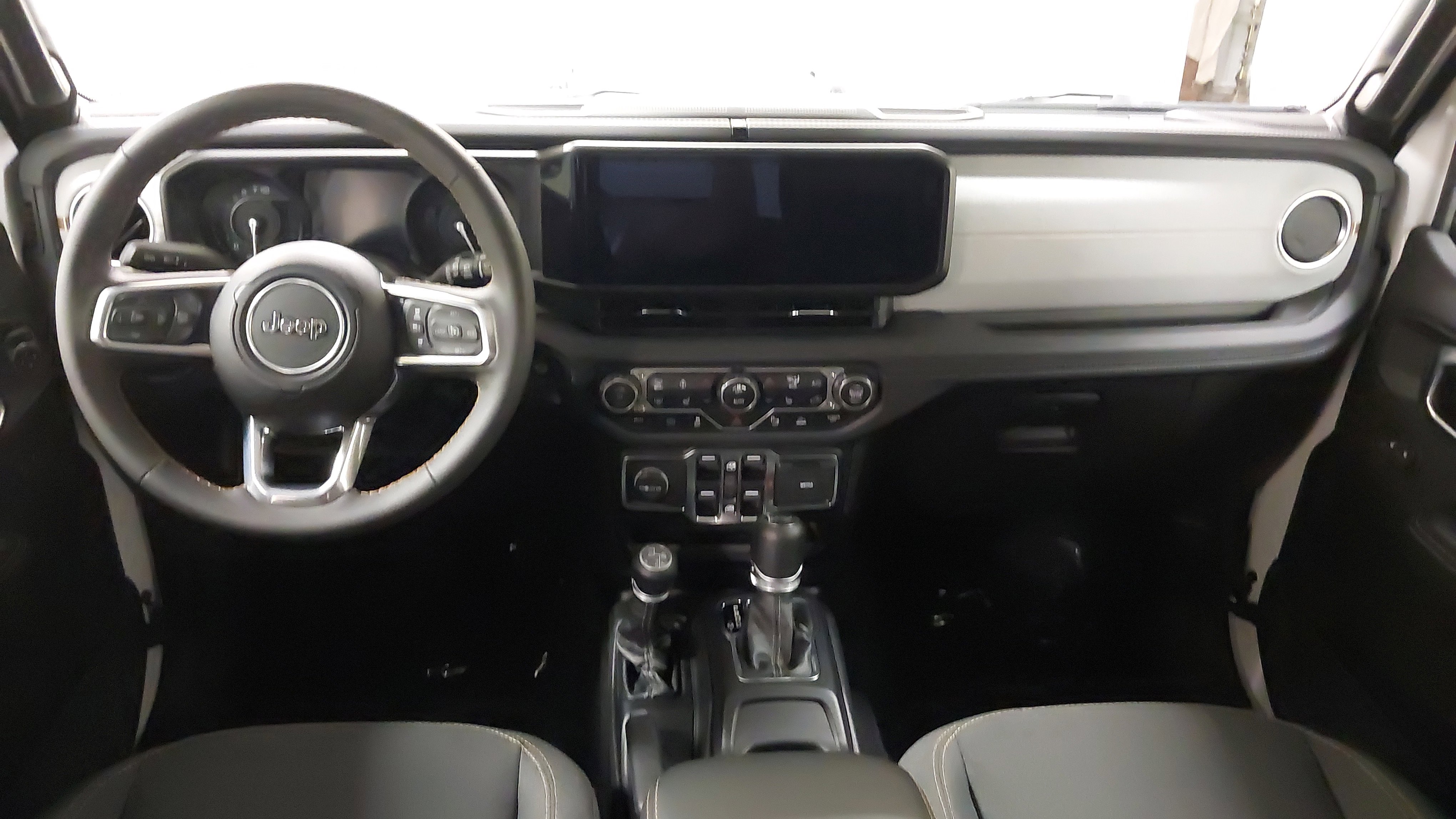 Used 2024 Jeep Wrangler Sahara w/ Technology Group image 26