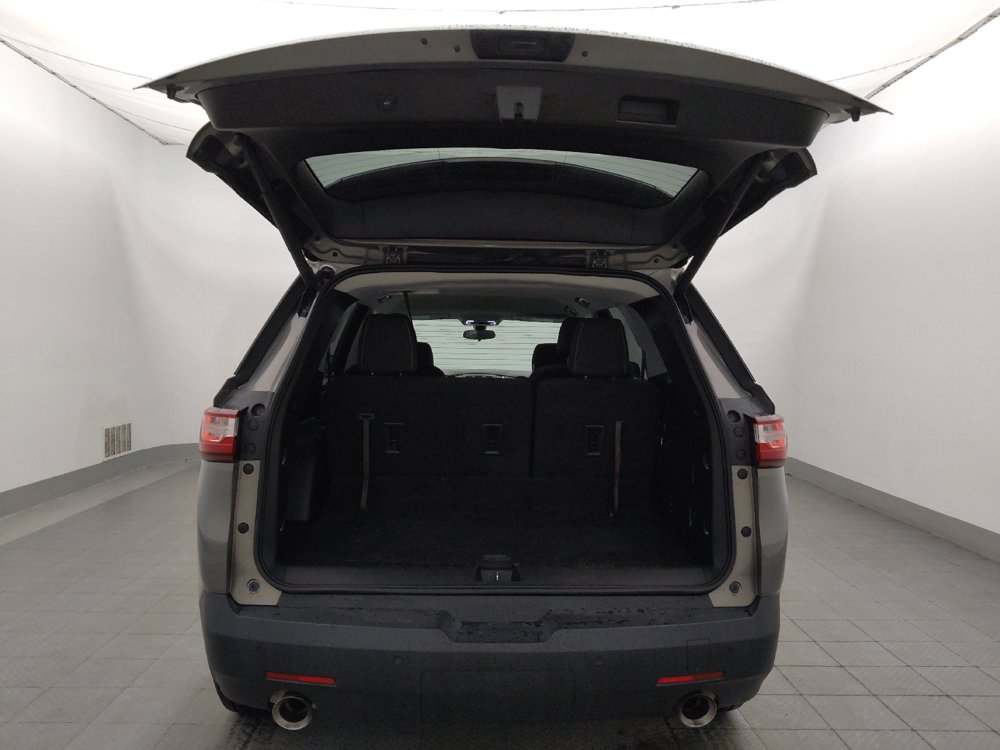 Used 2019 Chevrolet Traverse LT FWD image 29