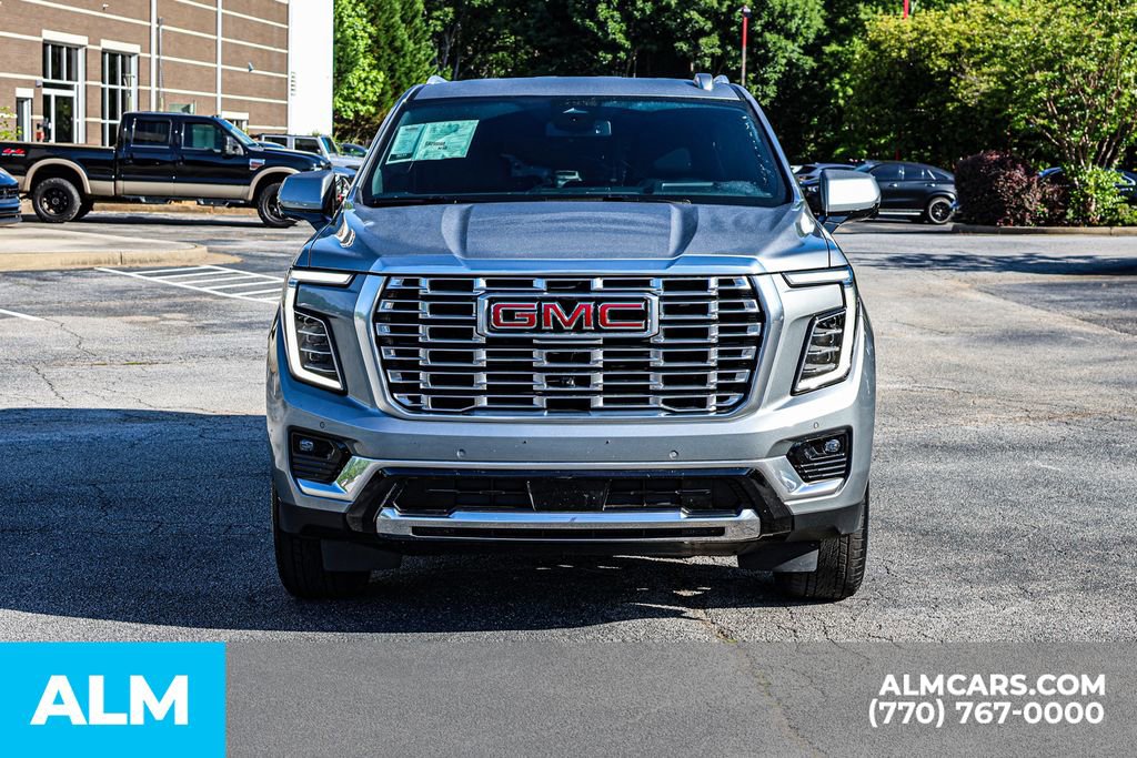 Used 2025 GMC Yukon XL Denali AWD/4WD image 11