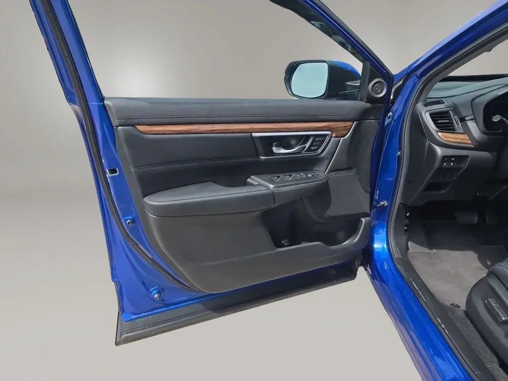 Used 2021 Honda CR-V Touring image 45