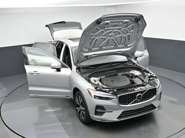 Used 2023 Volvo XC60 B5 Plus w/ Protection Package image 44