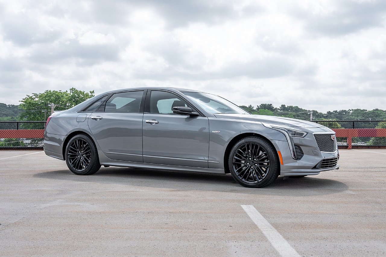 Used 2019 Cadillac CT6 V w/ Driver Assist Package AWD/4WD image 12