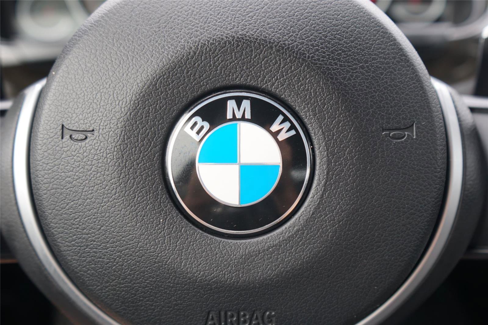 Used 2017 BMW 640i Coupe w/ Executive Package RWD image 15