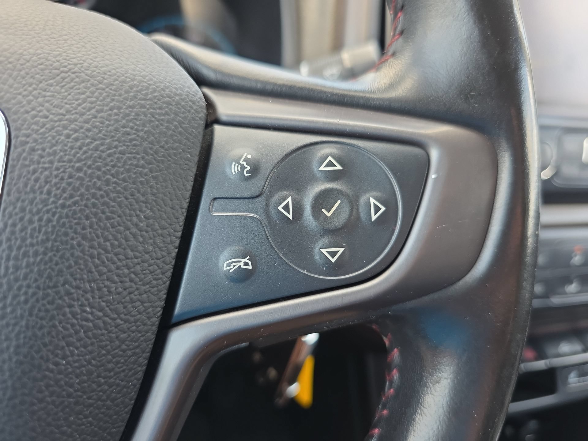 Used 2018 GMC Canyon All Terrain w/ Trailering Package AWD/4WD image 20