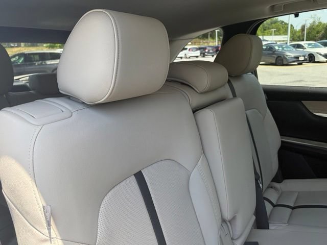 Used 2024 MAZDA CX-90 Plug-In Hybrid w/ Preferred AWD/4WD image 32