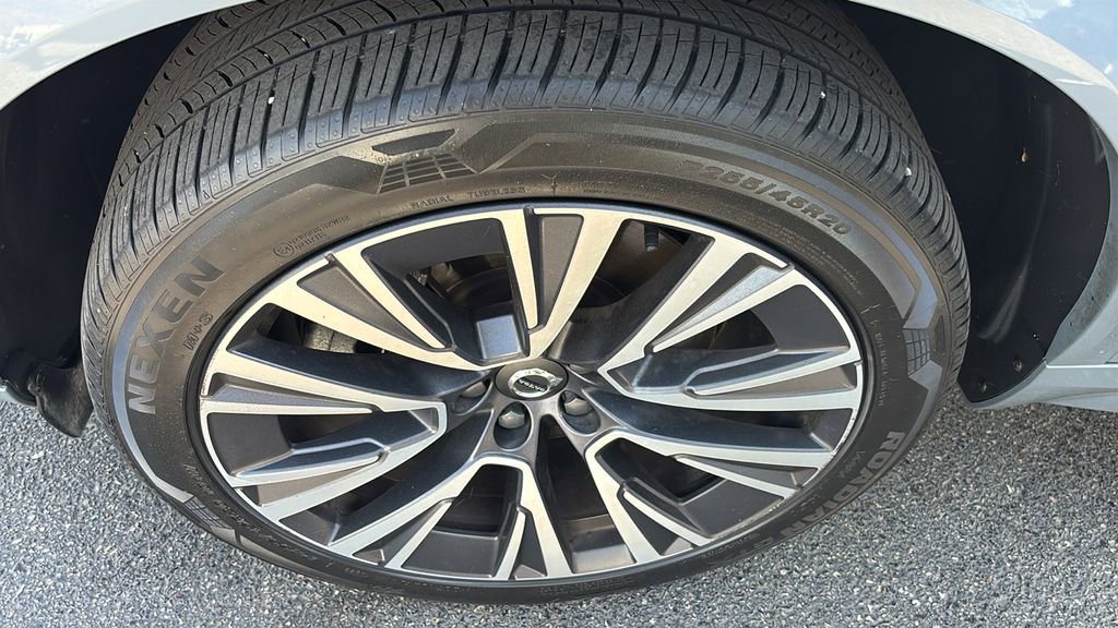 Used 2022 Volvo XC90 T5 Momentum w/ Climate Package image 35