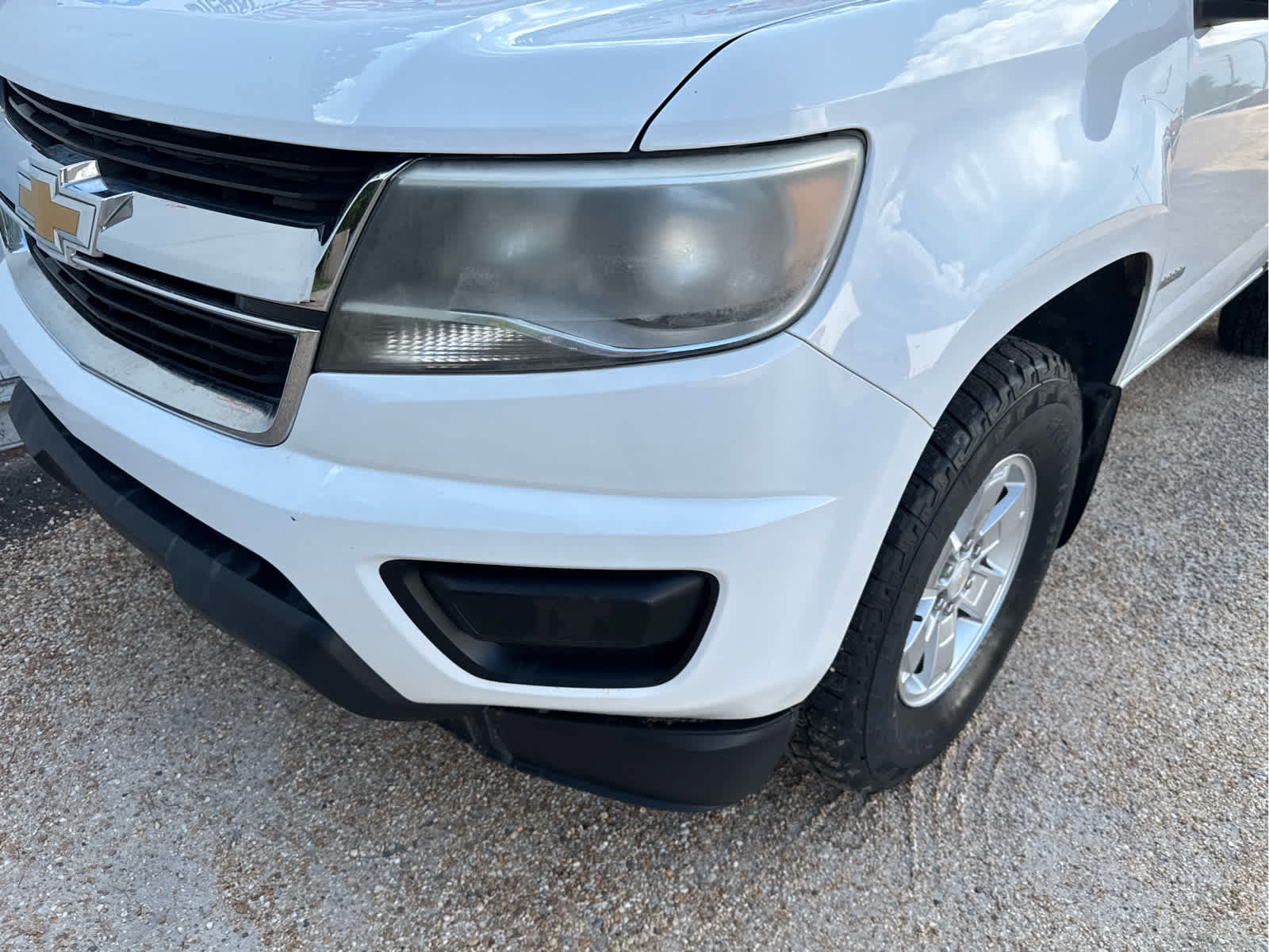 Used 2017 Chevrolet Colorado W/T w/ WT Convenience Package RWD image 9