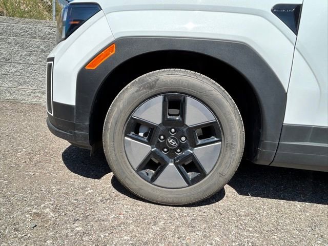 Used 2025 Hyundai Santa Fe SEL image 5