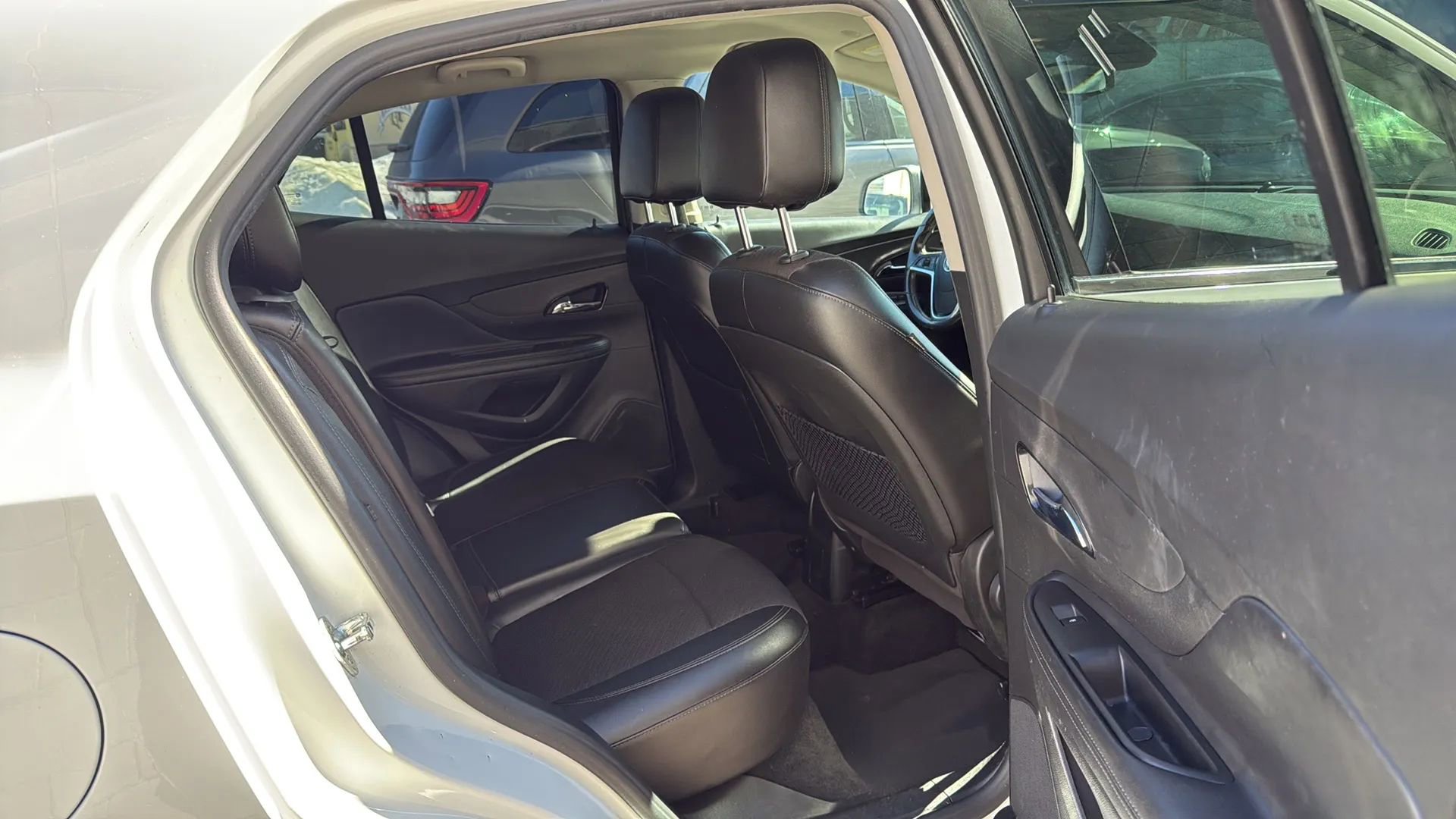 Used 2018 Buick Encore Preferred image 25