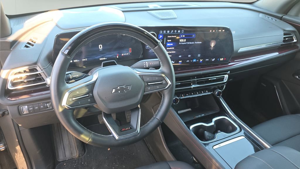 Used 2024 Chevrolet Traverse Z71 w/ Enhanced Driving Package AWD/4WD image 10