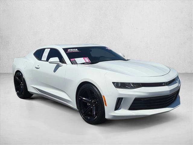 Used 2016 Chevrolet Camaro LT image 3