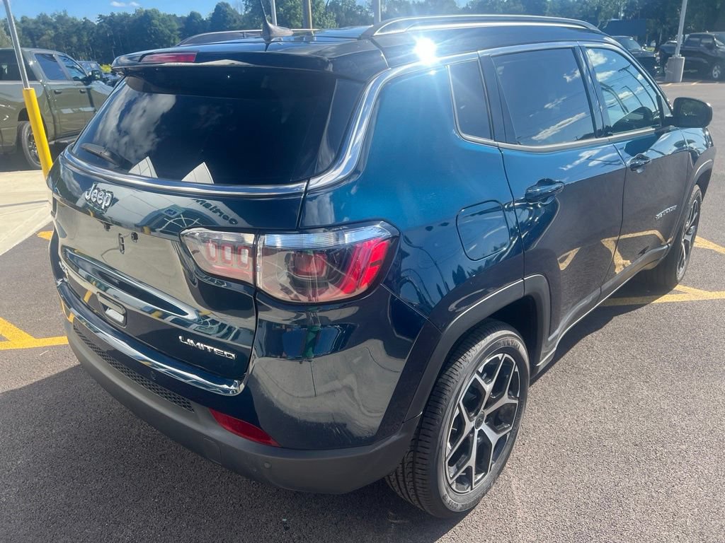 New 2026 Jeep Compass Limited AWD/4WD image 9