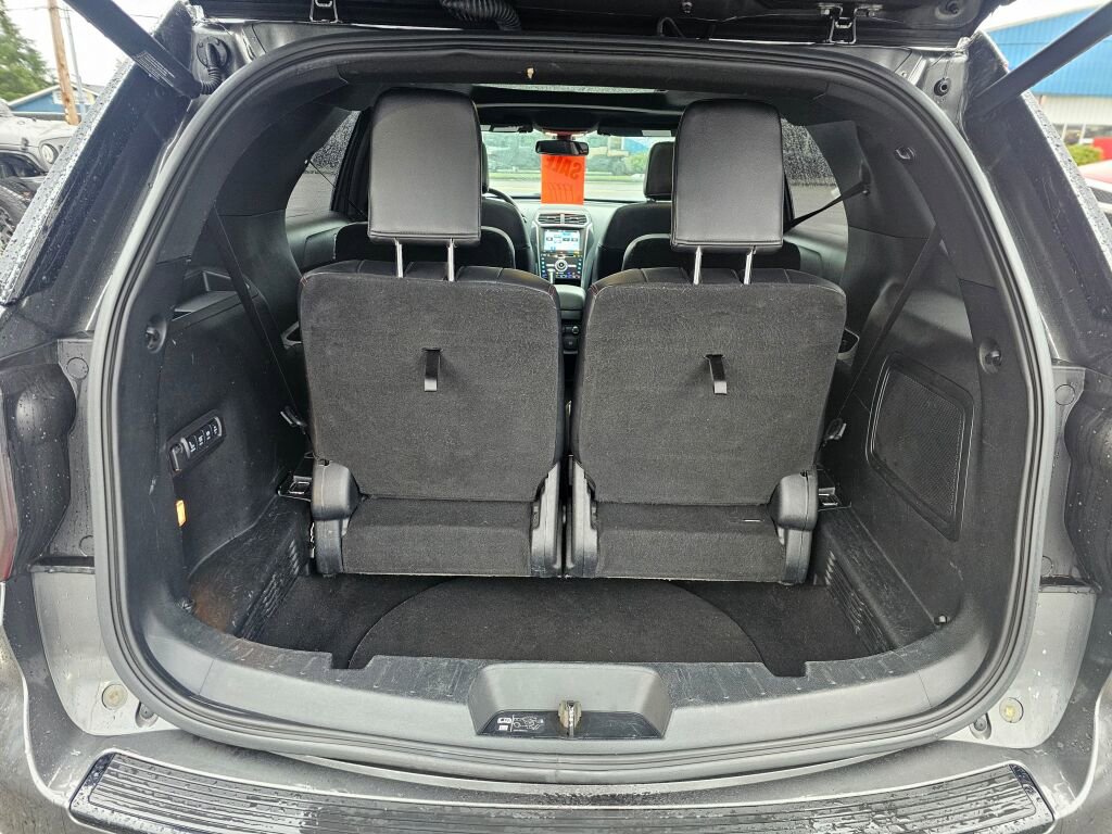 Used 2018 Ford Explorer Sport w/ Equipment Group 401A image 18