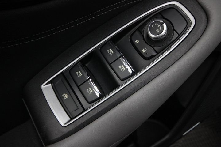 Used 2020 Subaru Outback Limited w/ Popular Package #2 image 12