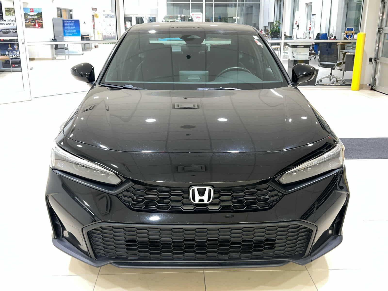 Used 2025 Honda Civic Sport image 10