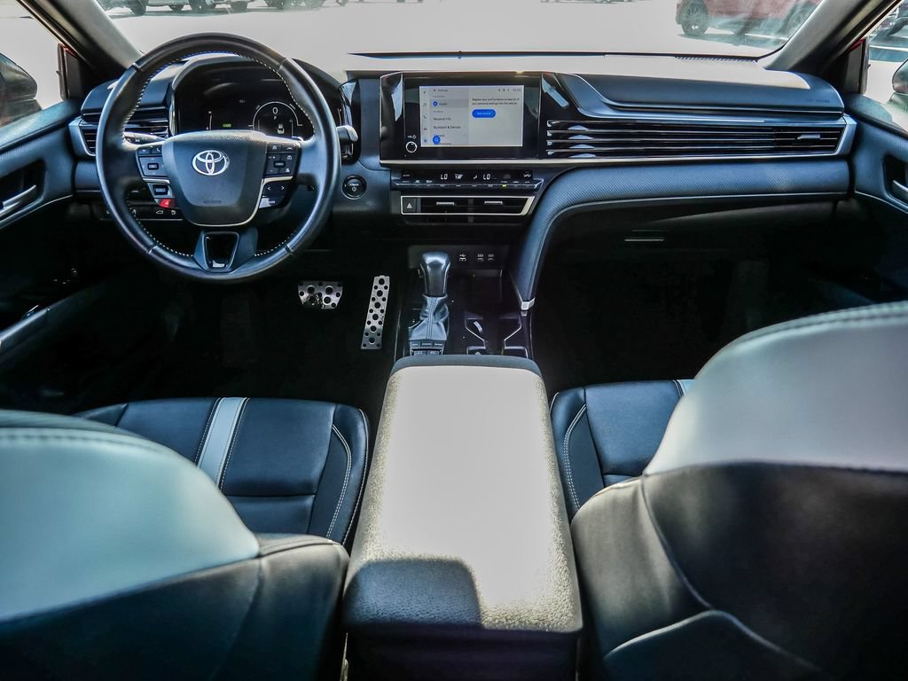 Used 2025 Toyota Camry SE FWD image 25
