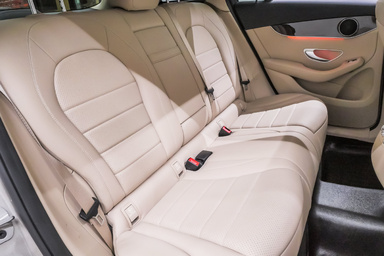 Used 2021 Mercedes-Benz GLC 300 image 13