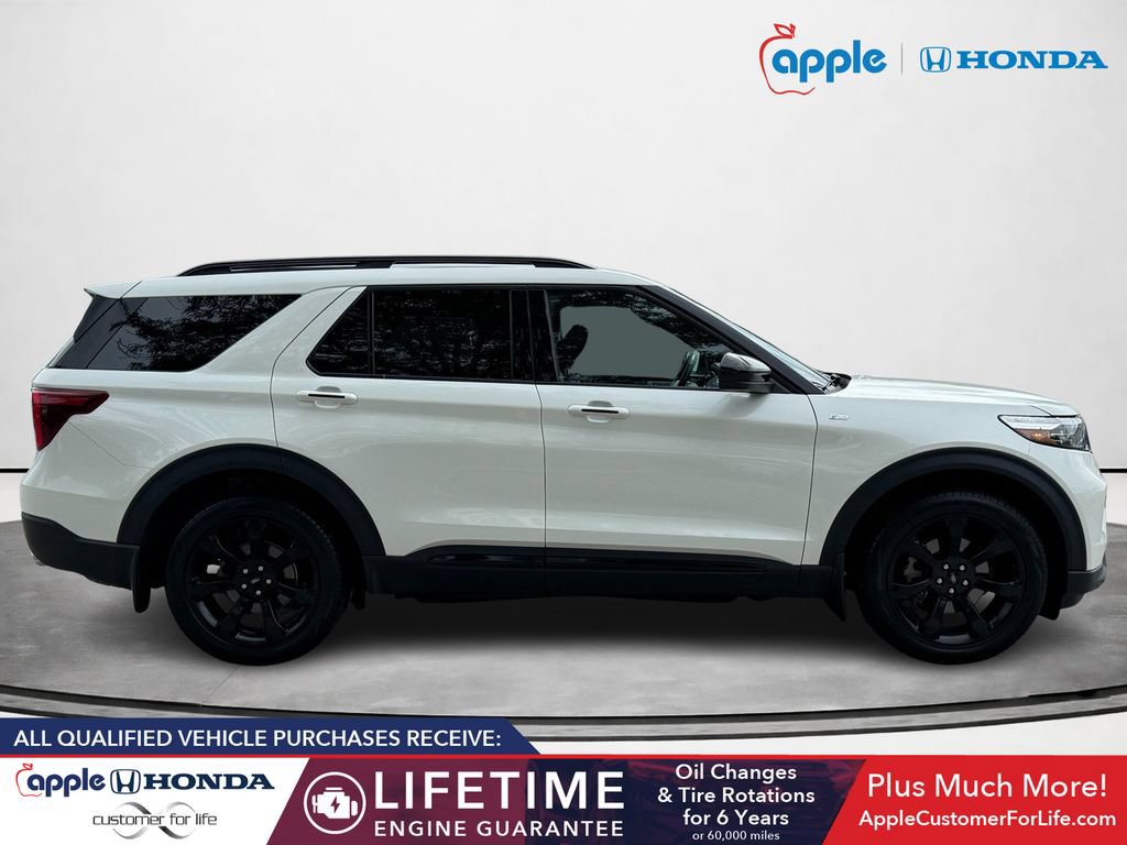 Used 2024 Ford Explorer ST-Line w/ Class IV Trailer Tow Package AWD/4WD image 2