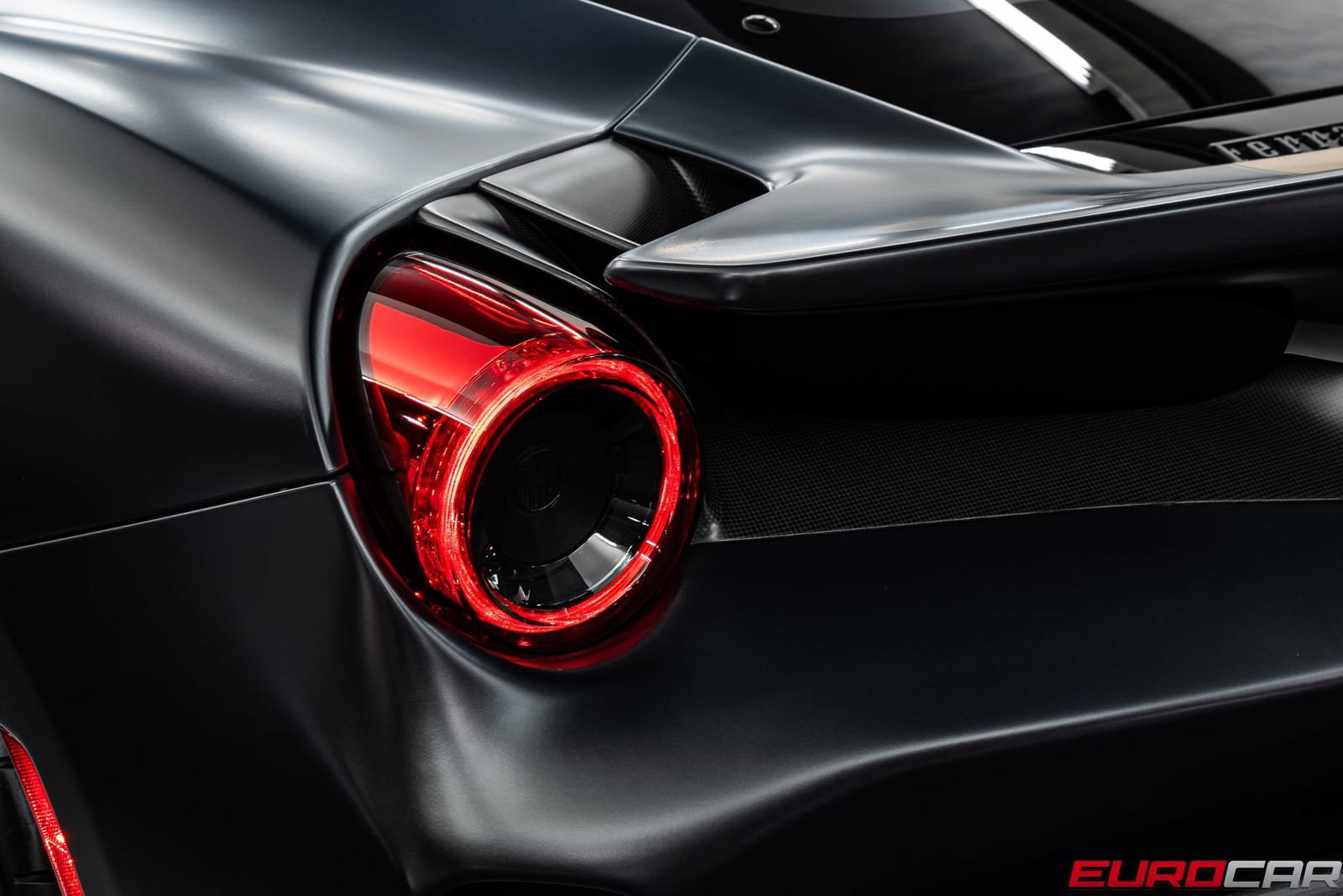 Used 2020 Ferrari 488 Pista Coupe RWD image 30